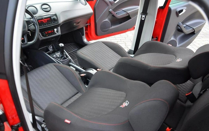 Seat Ibiza cena 26900 przebieg: 234100, rok produkcji 2012 z Borne Sulinowo małe 596